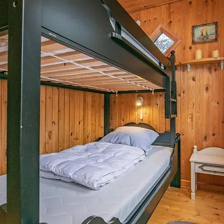 Three-bedroom Holiday In 16 Prázdninový dům *